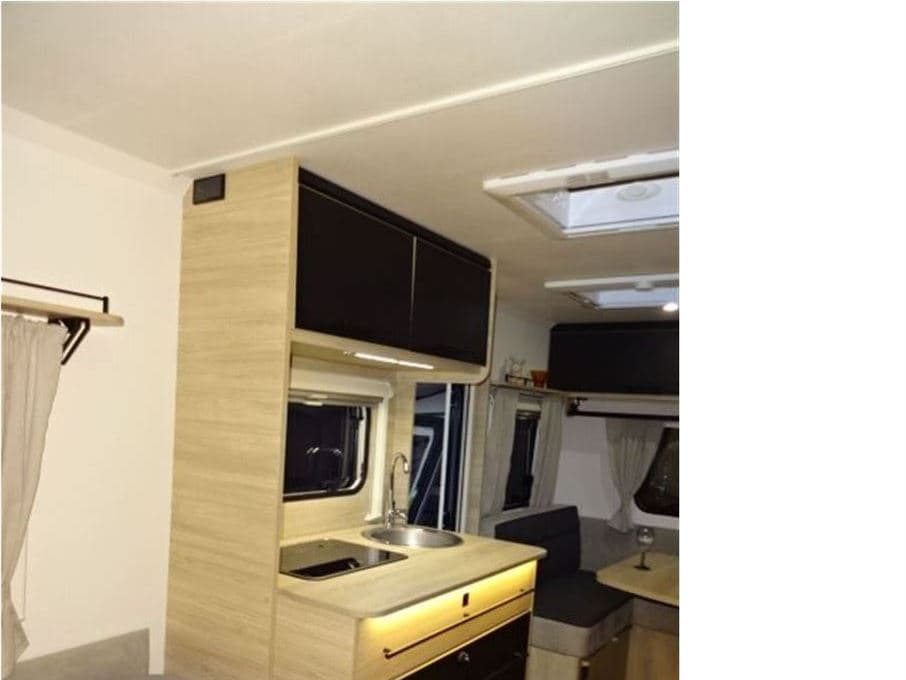Caravelair Sport Line 492 - miniature 1