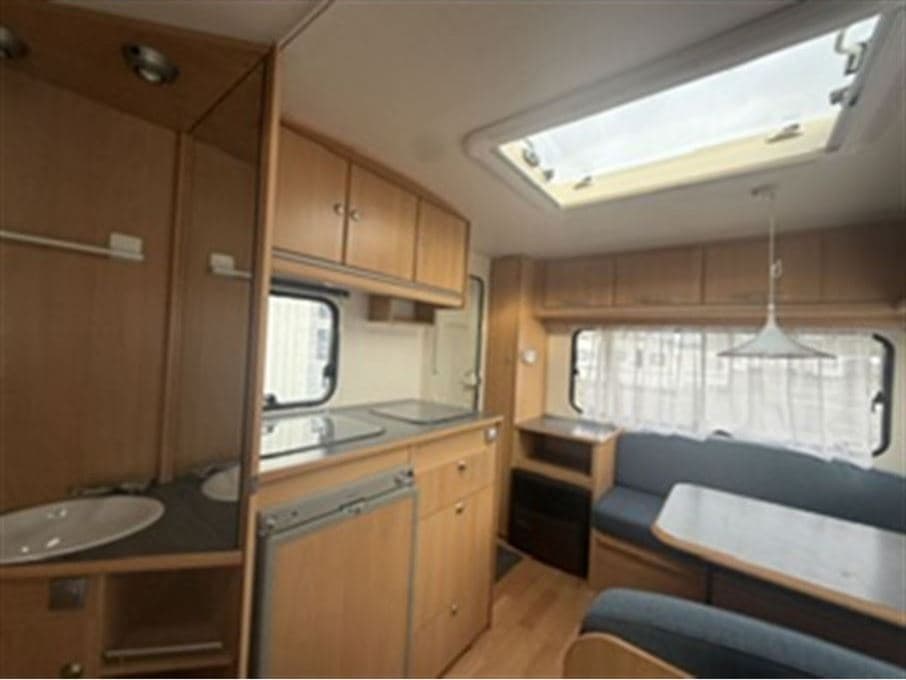 Adria Altea 432 PX - miniature 1