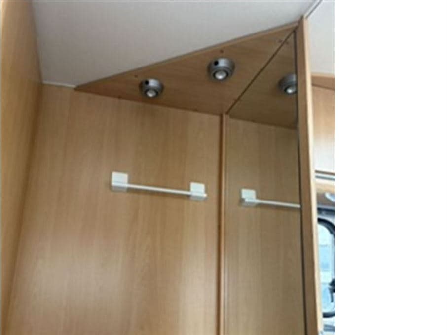 Adria Altea 432 PX - miniature 1