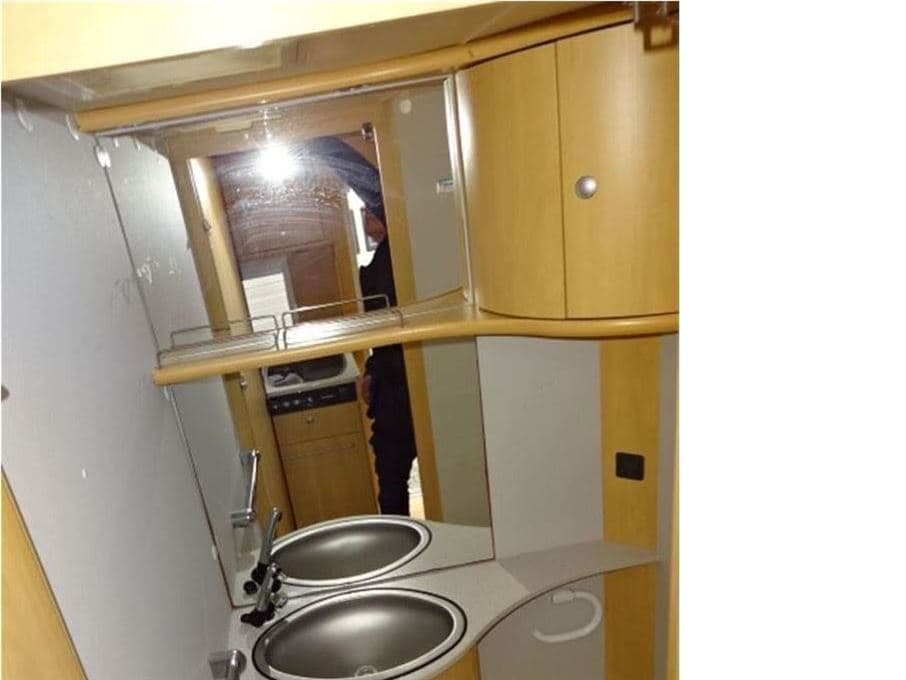 Dethleffs Camper 470 V - miniature 1