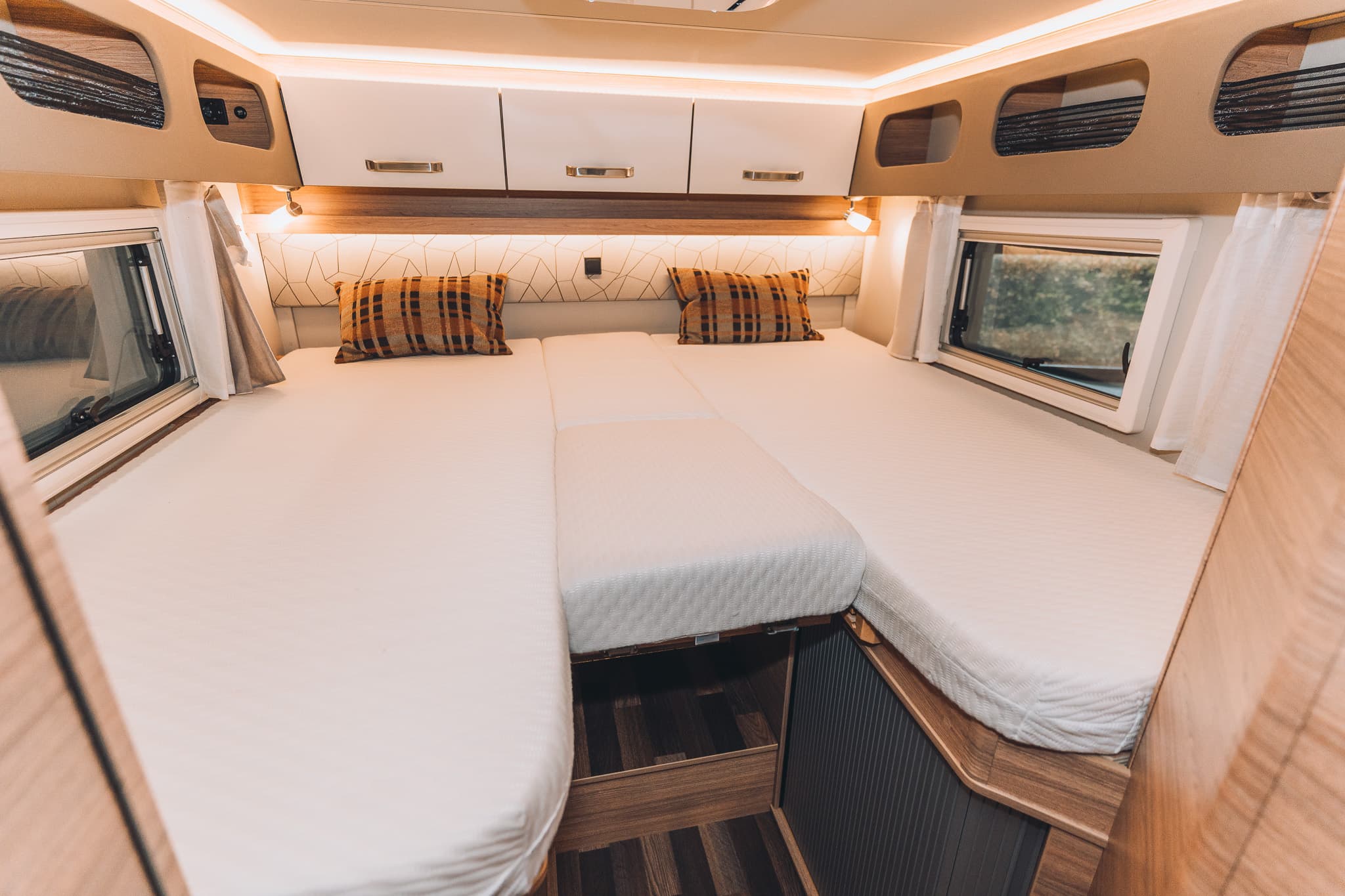 Weinsberg 640 MEG Suite Pepper Edition - miniature 1
