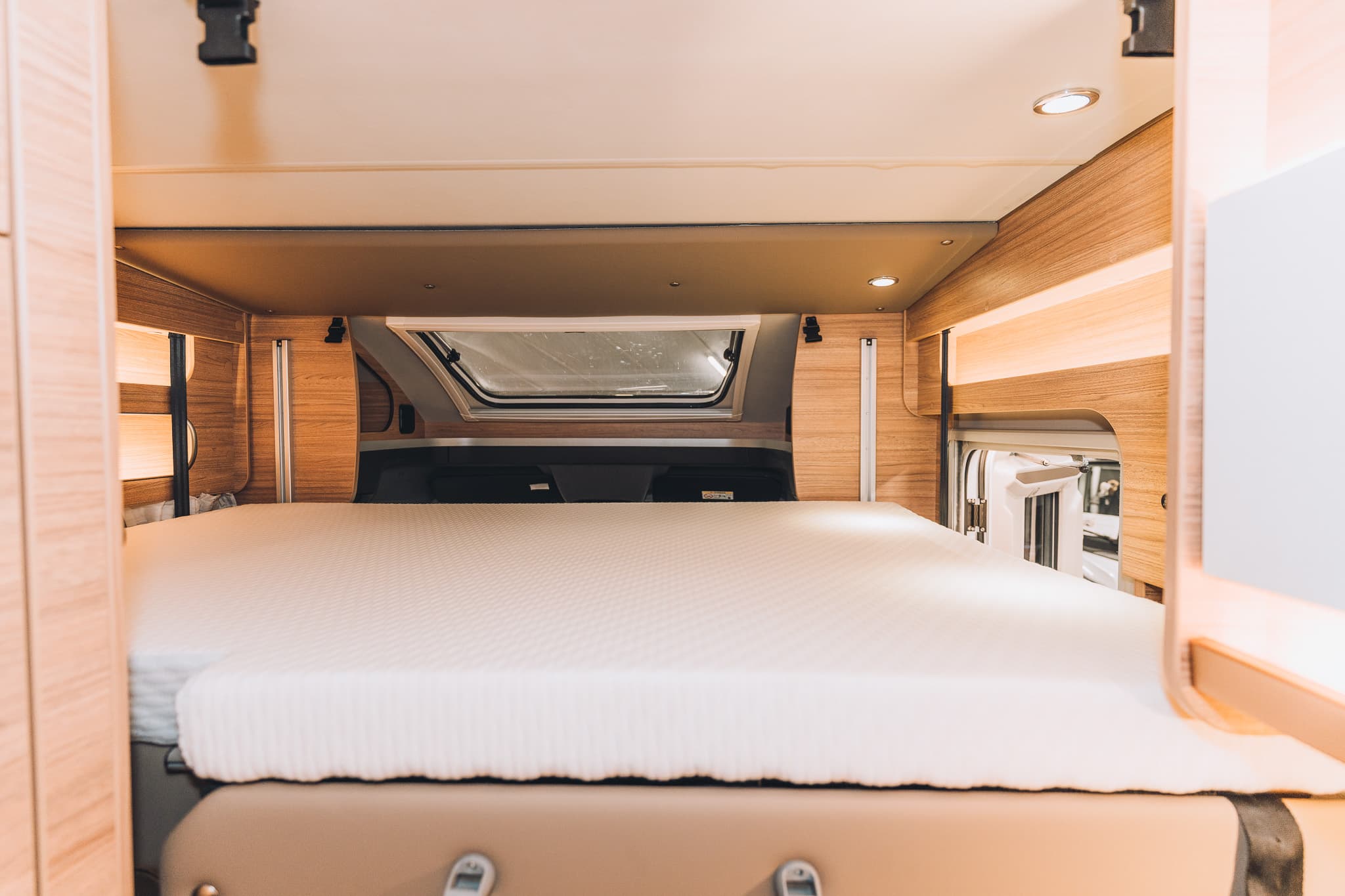 Weinsberg 640 MEG Suite Pepper Edition - miniature 1