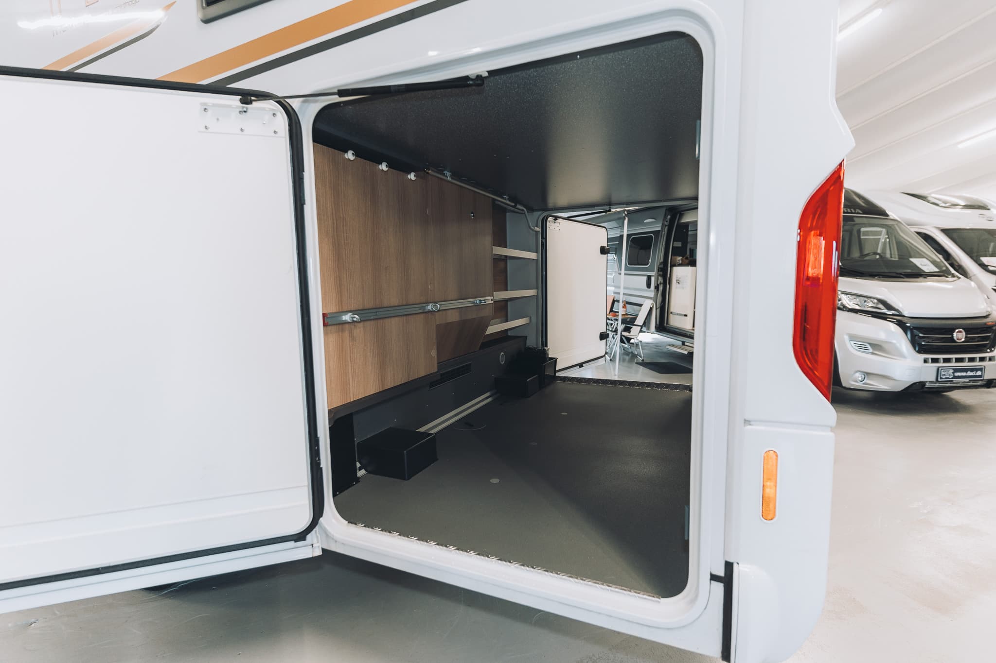 Malibu I 441 LE - miniature 1