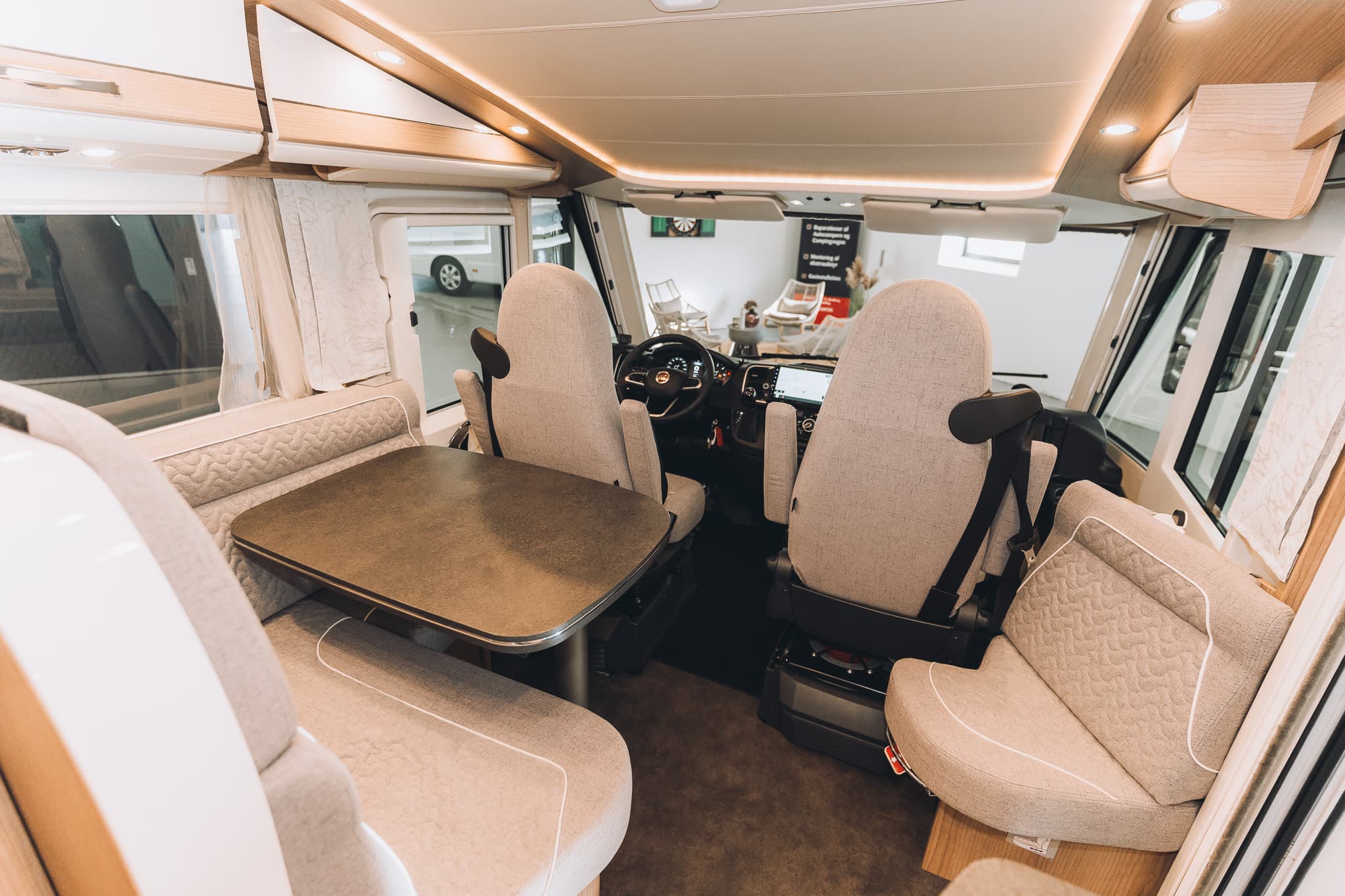 Malibu I 441 LE - miniature 1