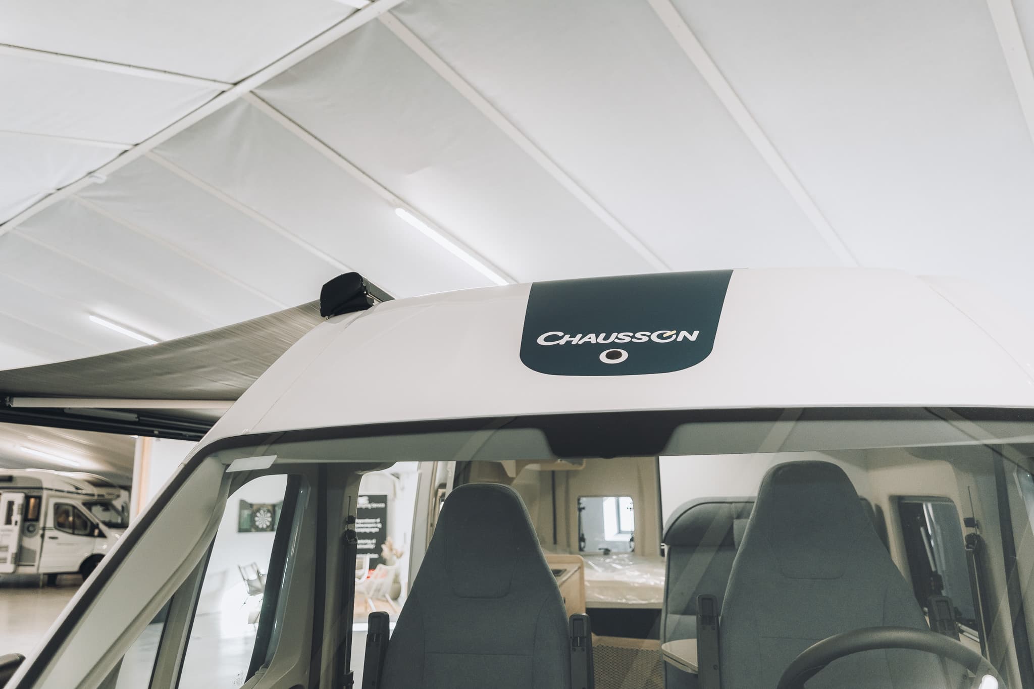 Chausson Van First Line V594 - miniature 1