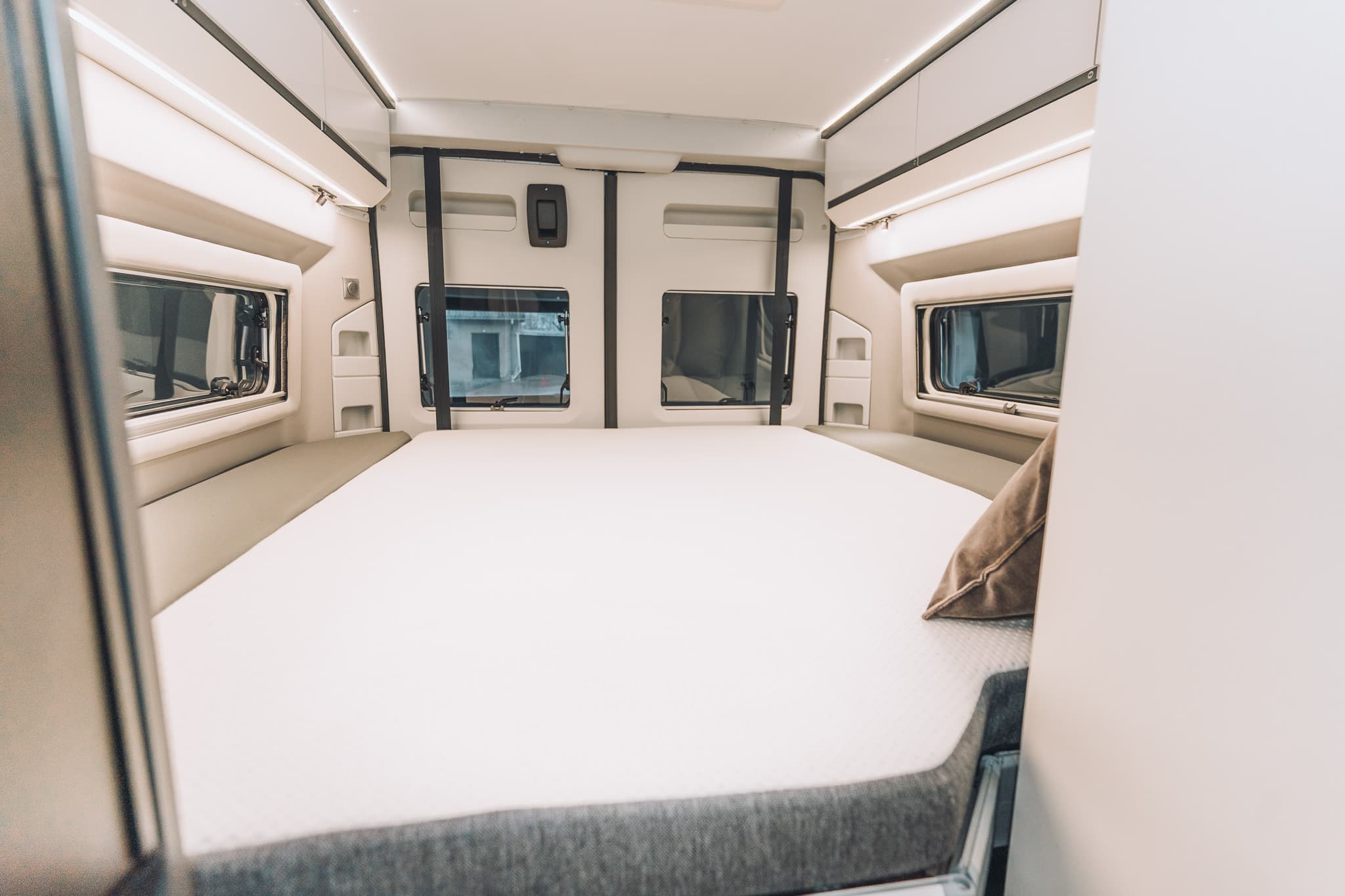 Adria Twin 640 SGX - miniature 1