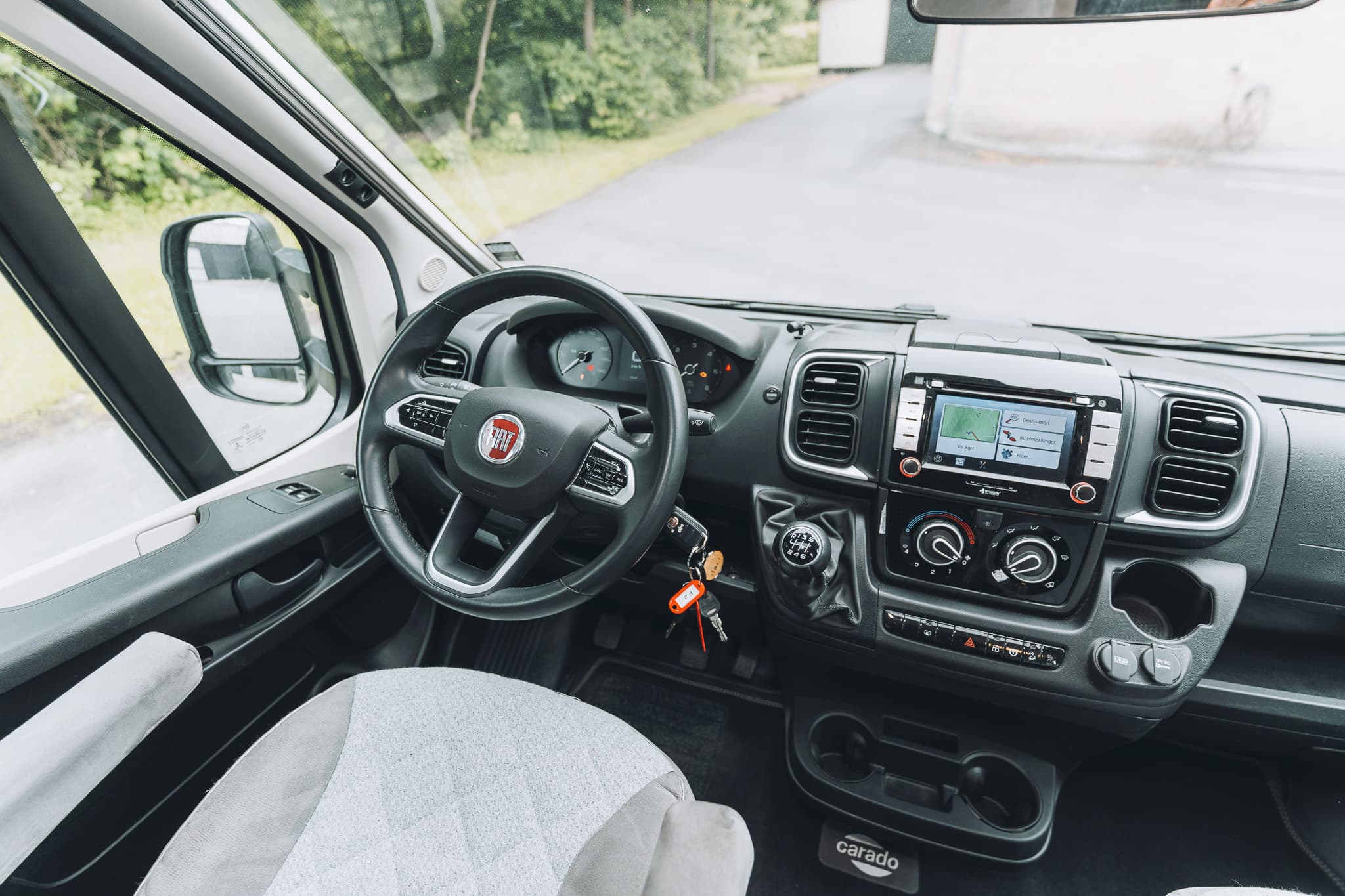 Carado Fiat Carado T 135 - miniature 1