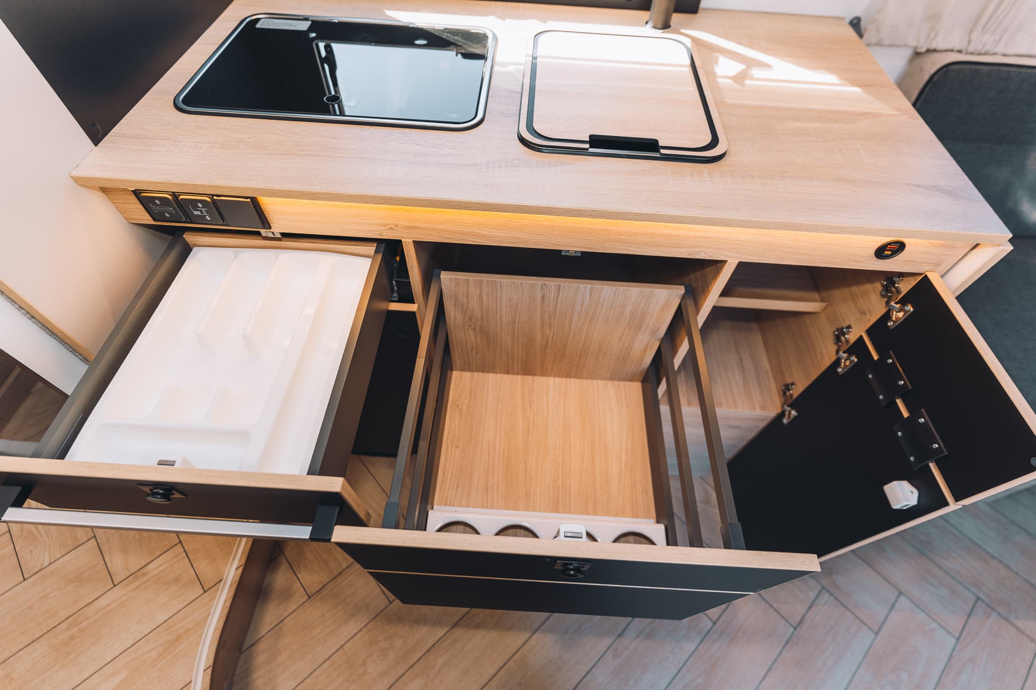 Chausson 640 Titanium Line - miniature 1