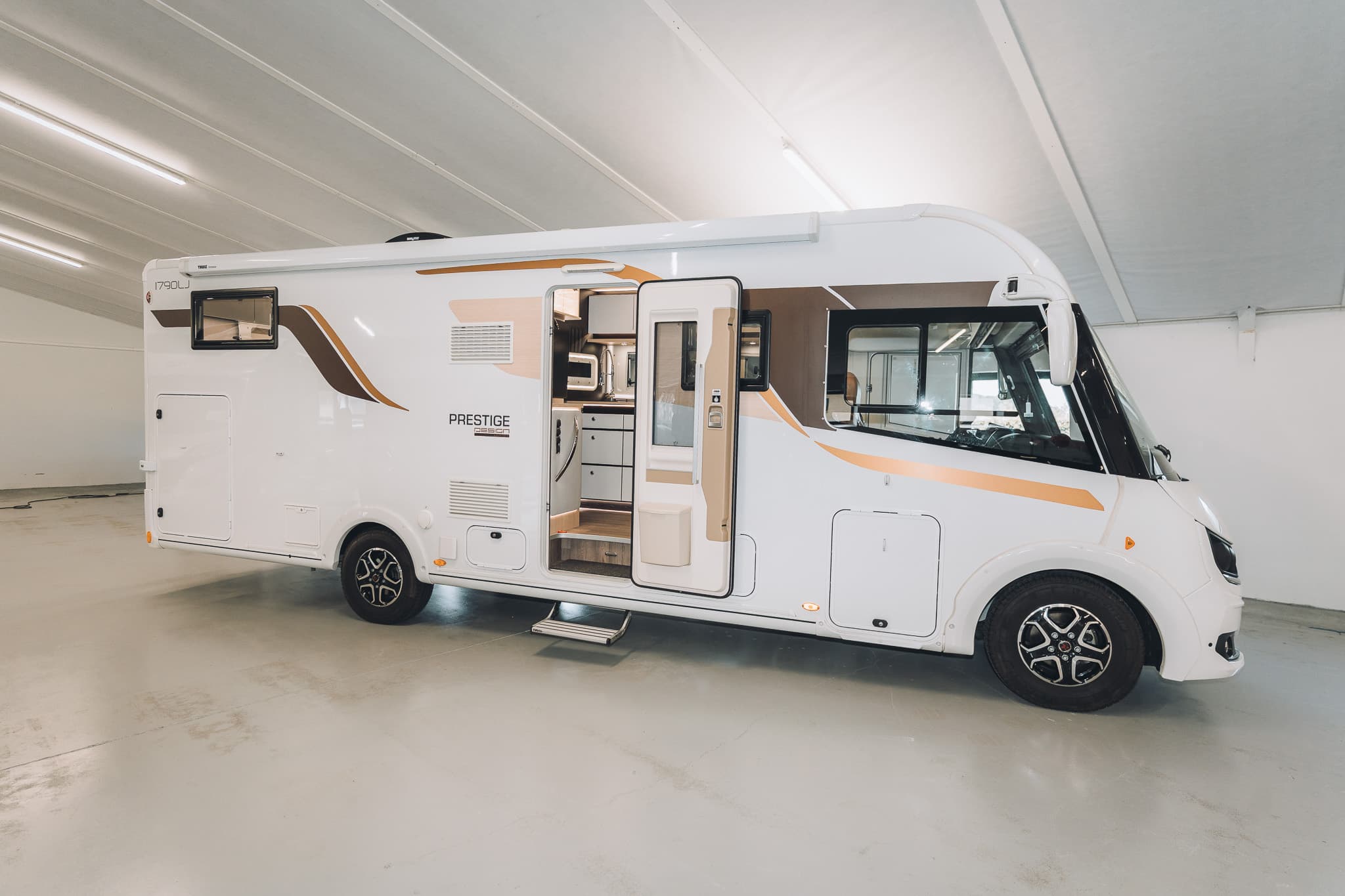 Autostar LJ I790 Prestige